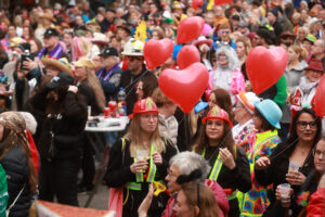 11.11.2025, Kornmarkt, Trier, GER, Karneval, ATK-Sessionseröffnung, im Bild


Foto © Sebastian J. Schwarz