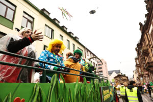 16.02.2026, Innenstadt, Trier, GER, Karneval, ATK Rosenmontagsumzug, im BildFoto © Sebastian J. Schwarz