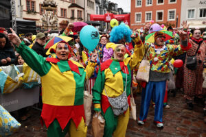 16.02.2026, Innenstadt, Trier, GER, Karneval, ATK Rosenmontagsumzug, im BildFoto © Sebastian J. Schwarz