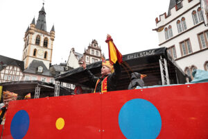 16.02.2026, Innenstadt, Trier, GER, Karneval, ATK Rosenmontagsumzug, im BildFoto © Sebastian J. Schwarz