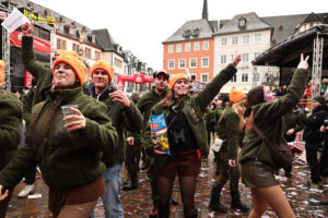 16.02.2026, Innenstadt, Trier, GER, Karneval, ATK Rosenmontagsumzug, im BildFoto © Sebastian J. Schwarz