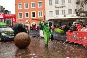 16.02.2026, Innenstadt, Trier, GER, Karneval, ATK Rosenmontagsumzug, im BildFoto © Sebastian J. Schwarz