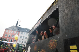 16.02.2026, Innenstadt, Trier, GER, Karneval, ATK Rosenmontagsumzug, im BildFoto © Sebastian J. Schwarz