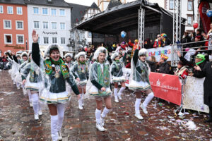 16.02.2026, Innenstadt, Trier, GER, Karneval, ATK Rosenmontagsumzug, im BildFoto © Sebastian J. Schwarz