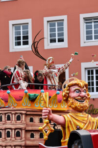 16.02.2026, Innenstadt, Trier, GER, Karneval, ATK Rosenmontagsumzug, im BildFoto © Sebastian J. Schwarz