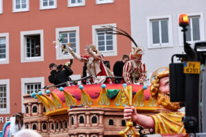 16.02.2026, Innenstadt, Trier, GER, Karneval, ATK Rosenmontagsumzug, im BildFoto © Sebastian J. Schwarz