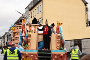 16.02.2026, Innenstadt, Trier, GER, Karneval, ATK Rosenmontagsumzug, im BildFoto © Sebastian J. Schwarz