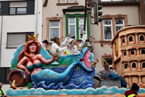 16.02.2026, Innenstadt, Trier, GER, Karneval, ATK Rosenmontagsumzug, im BildFoto © Sebastian J. Schwarz
